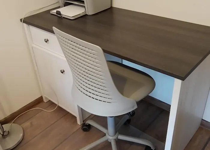 Lovely In A Quiet Area Πόζναν